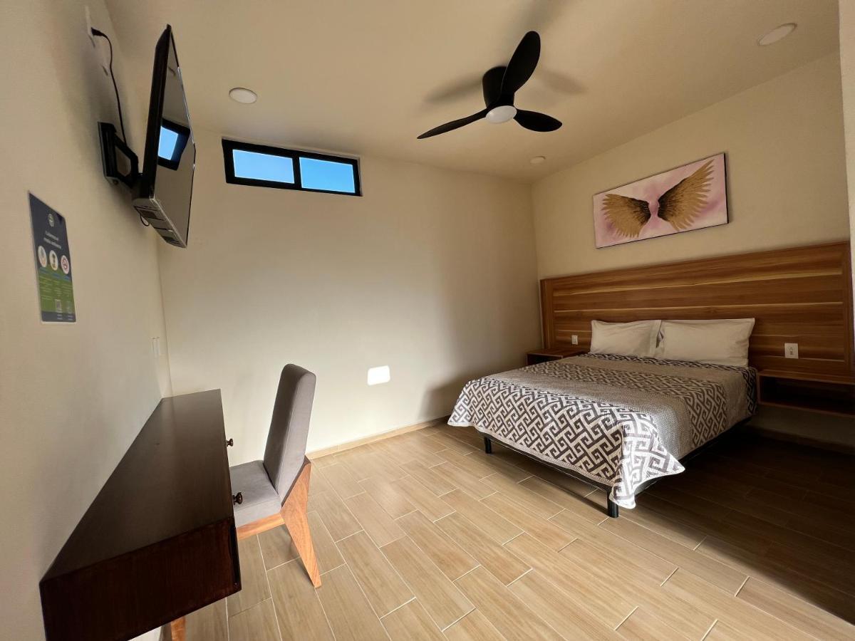 Hotel Reforma Tuxpan  エクステリア 写真